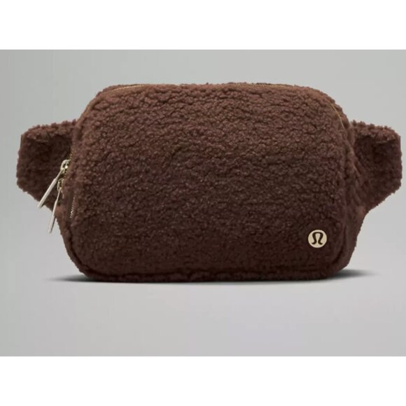Lululemon Everywhere Belt Bag Fleece Large NWT ONE SIZE Brown Earth Gold - Picture 1 of 13